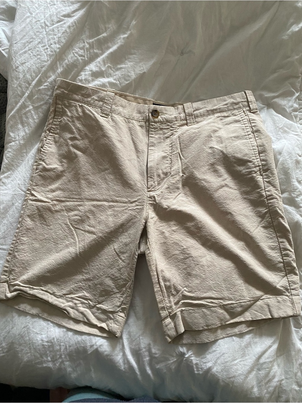J. Crew Men's Gramercy Cotton Shorts in Light Beige Size 33